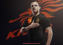 柠檬体育直播-战术博弈下的调整策略：世俱杯比赛中的战术变化分析